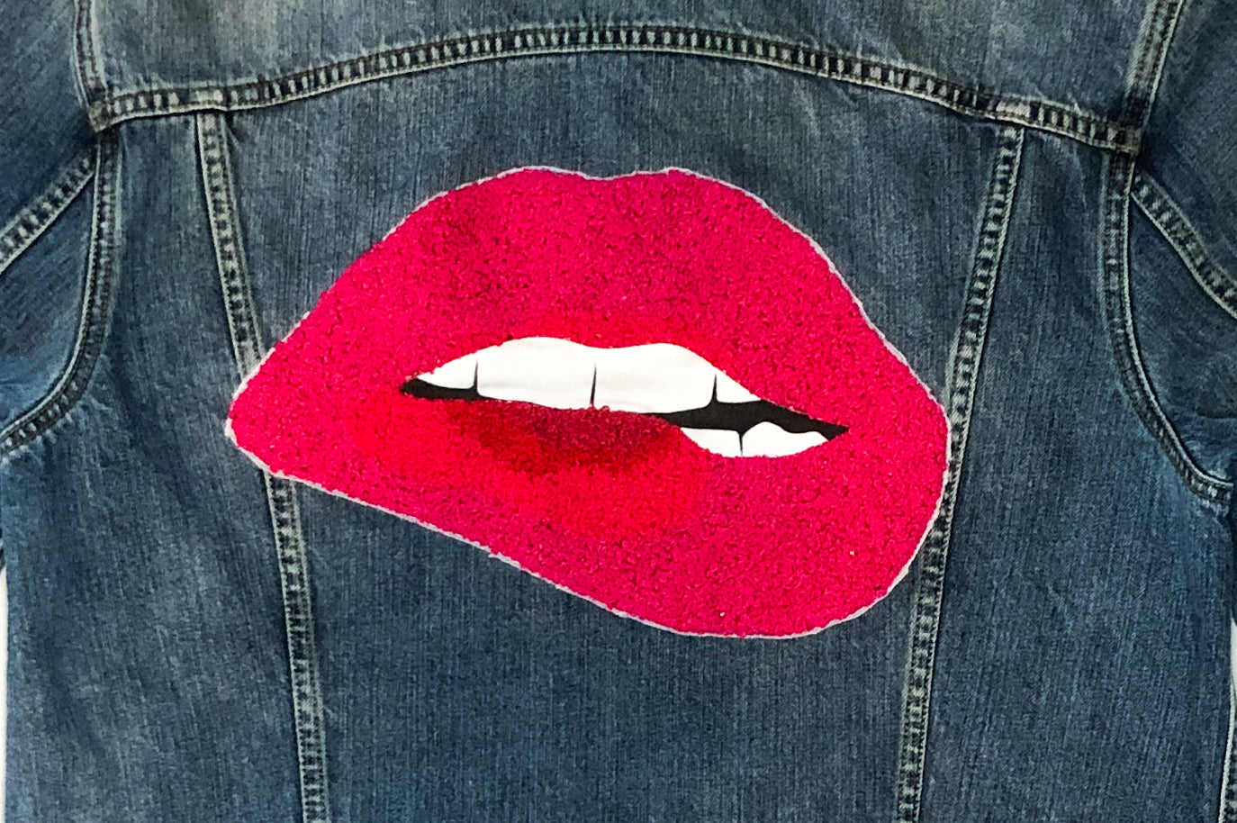 Bold Lips Vintage Hand Embroidered Levis Jacket XL